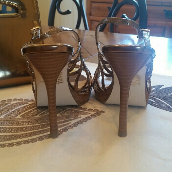 Copper shoes - Picture 4 of 4